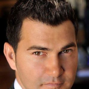 Meet your Posher, Sacha